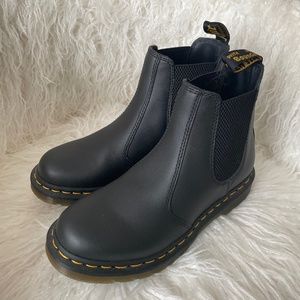 Doc Martens Womens Chelsea Boots Size 7